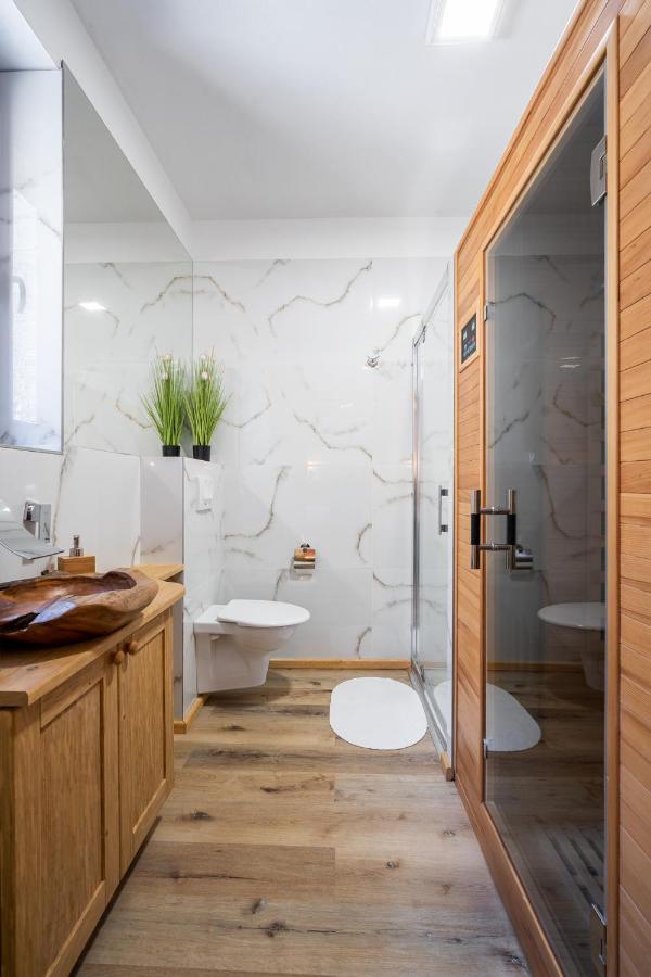 Apartments Srdiecko - Sauna In Smaller Apt - Highest In Central Europe - Fireplace - In The Forest Tale Exterior foto