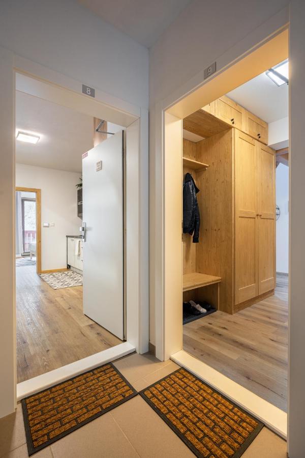 Apartments Srdiecko - Sauna In Smaller Apt - Highest In Central Europe - Fireplace - In The Forest Tale Exterior foto
