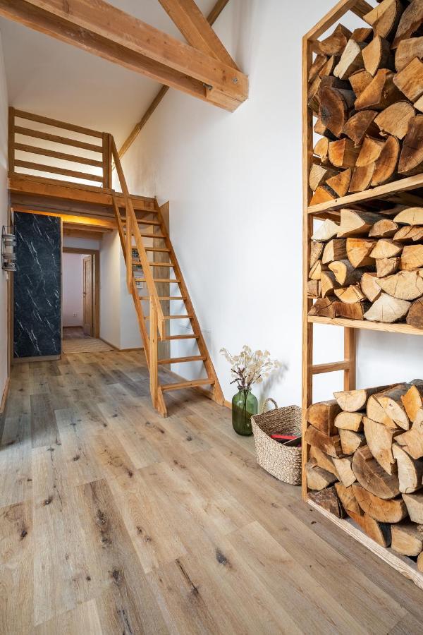 Apartments Srdiecko - Sauna In Smaller Apt - Highest In Central Europe - Fireplace - In The Forest Tale Exterior foto