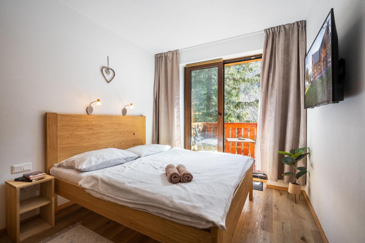 Apartments Srdiecko - Sauna In Smaller Apt - Highest In Central Europe - Fireplace - In The Forest Tale Exterior foto